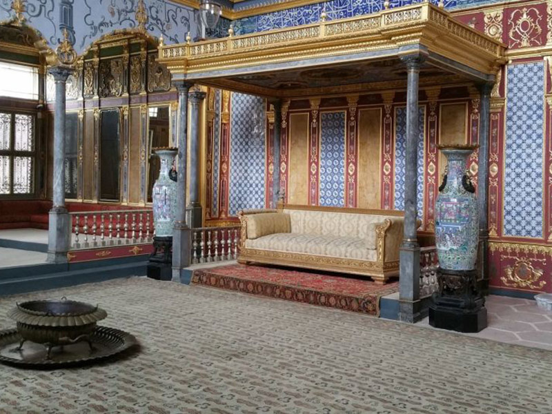 عرض قصور العثمانيين على ضفاف البوسفور للبيع بأسعار خيالية